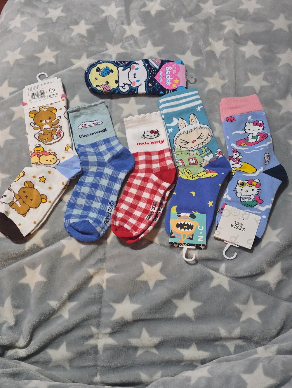 Sanrio And Labubu Character Print Crew Socks 6 Sets.